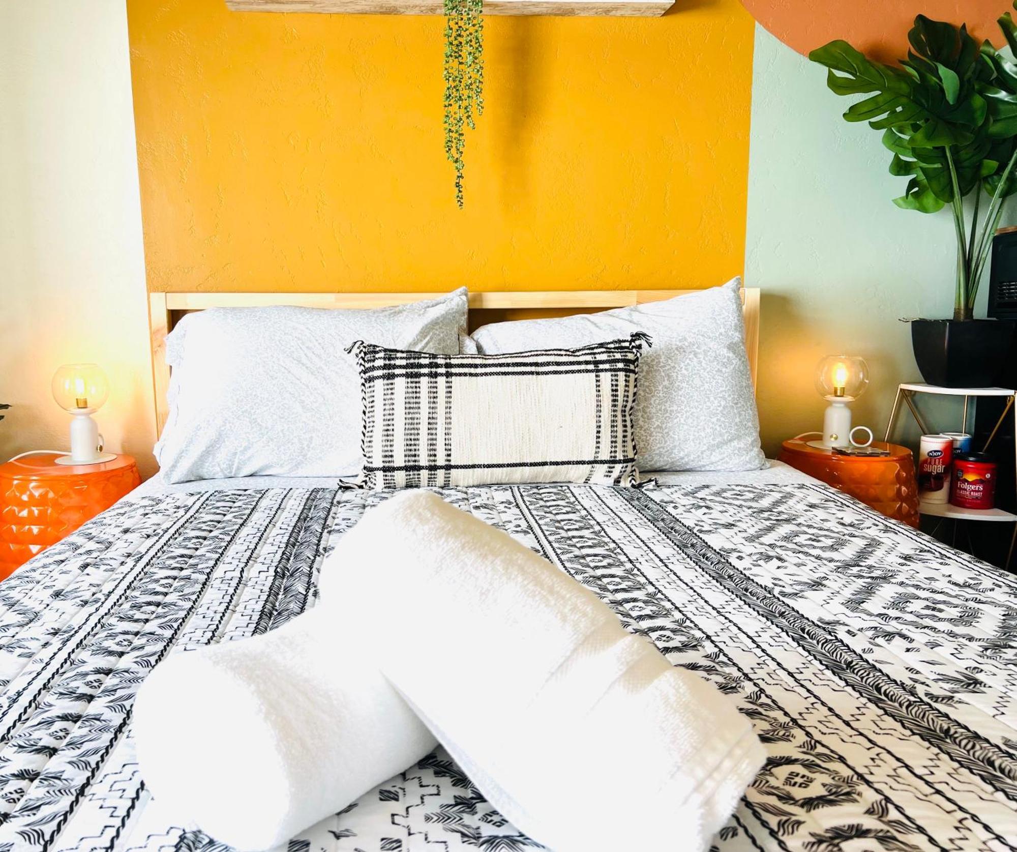 Somerset Hotel Сан Диего Екстериор снимка
