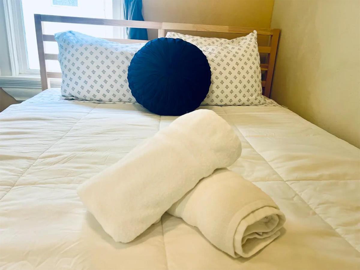 Somerset Hotel Сан Диего Екстериор снимка
